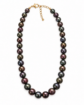 Midnight Round Pearl Necklace