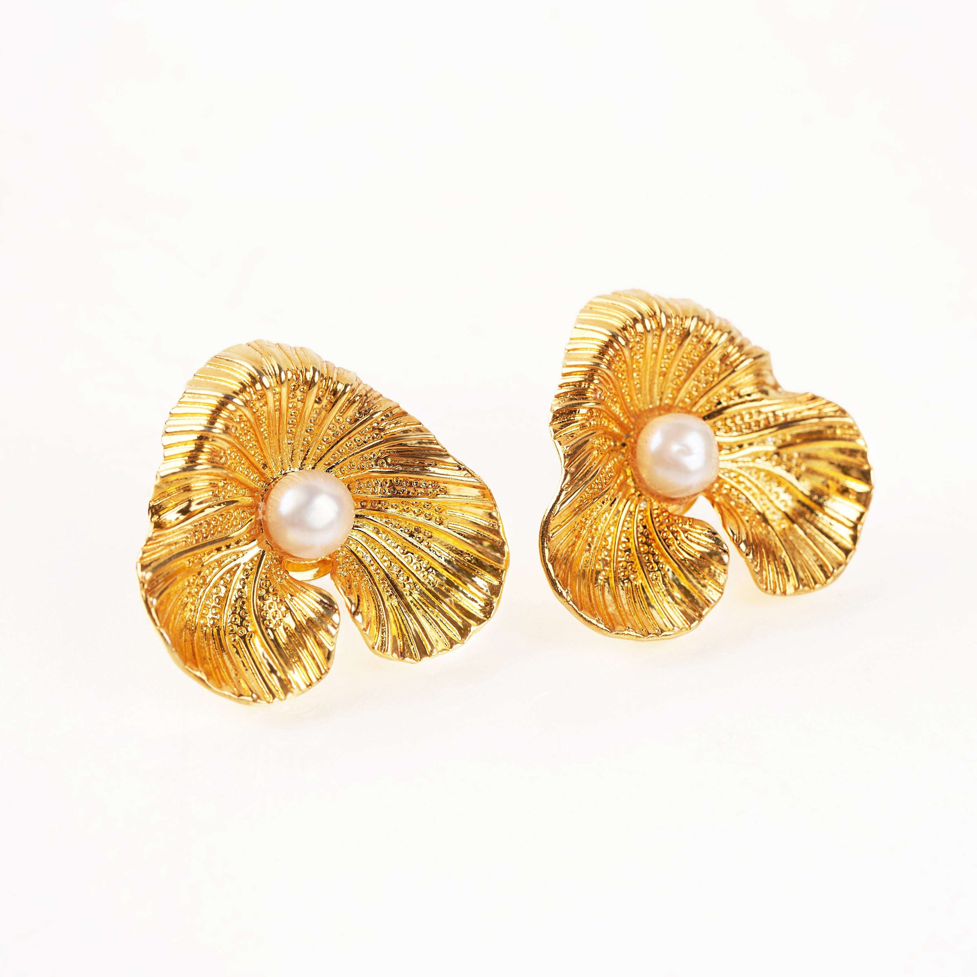 Hanasaki - Blossom Freshwater Pearl Earrings