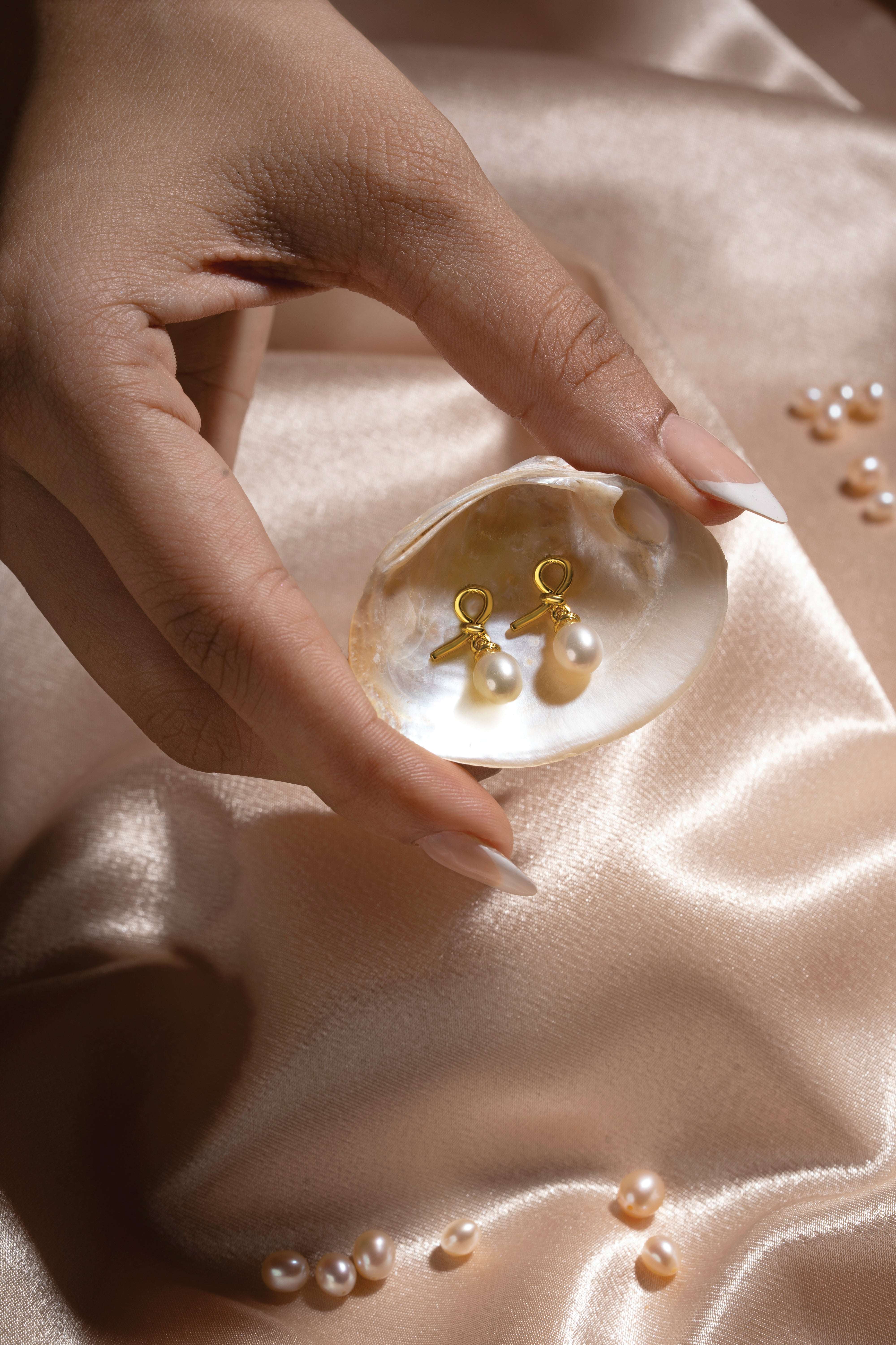 Musubi - Infinity Knot Pearl Earrings