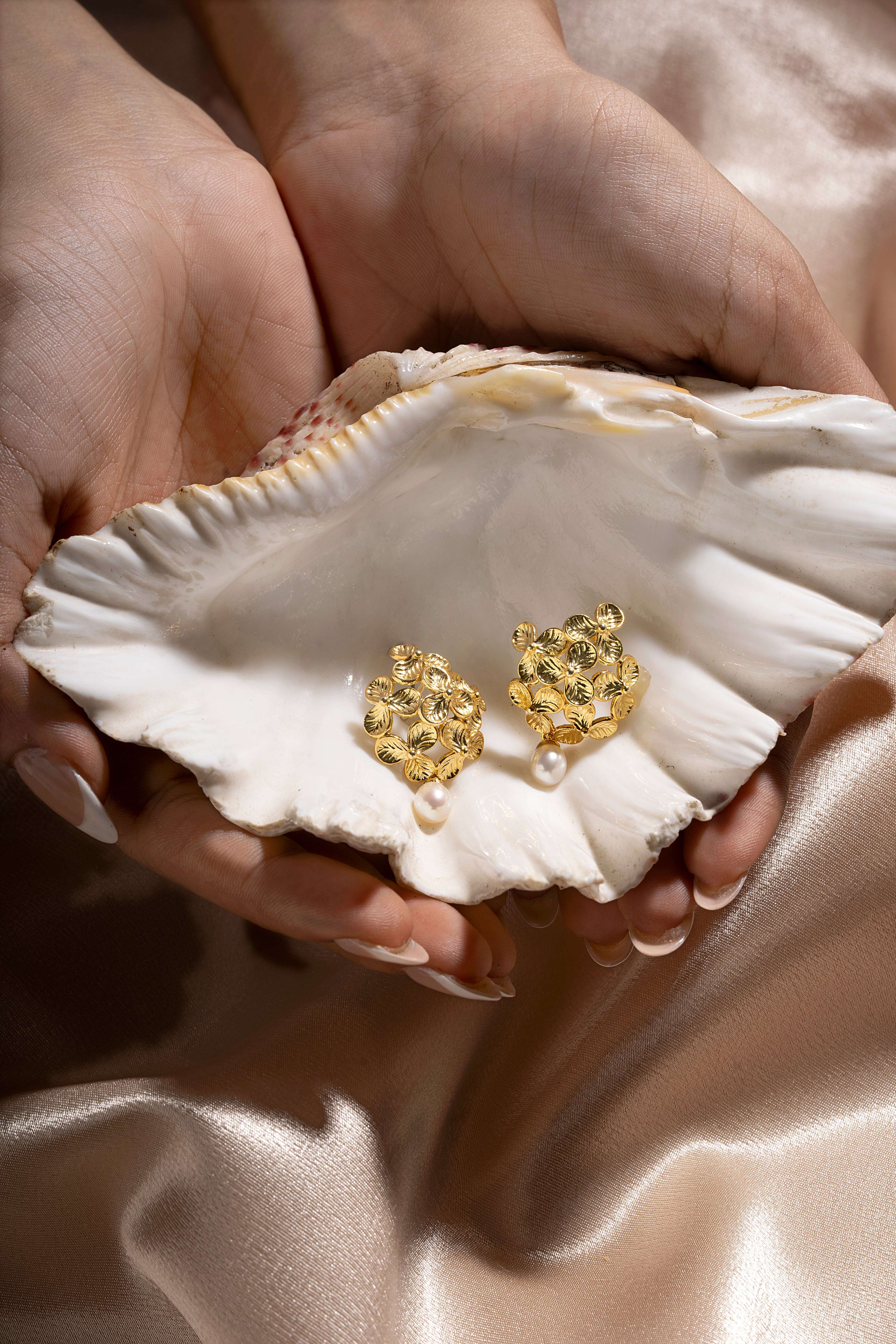 Ki - Bloom Freshwater Pearl Drop Earrings