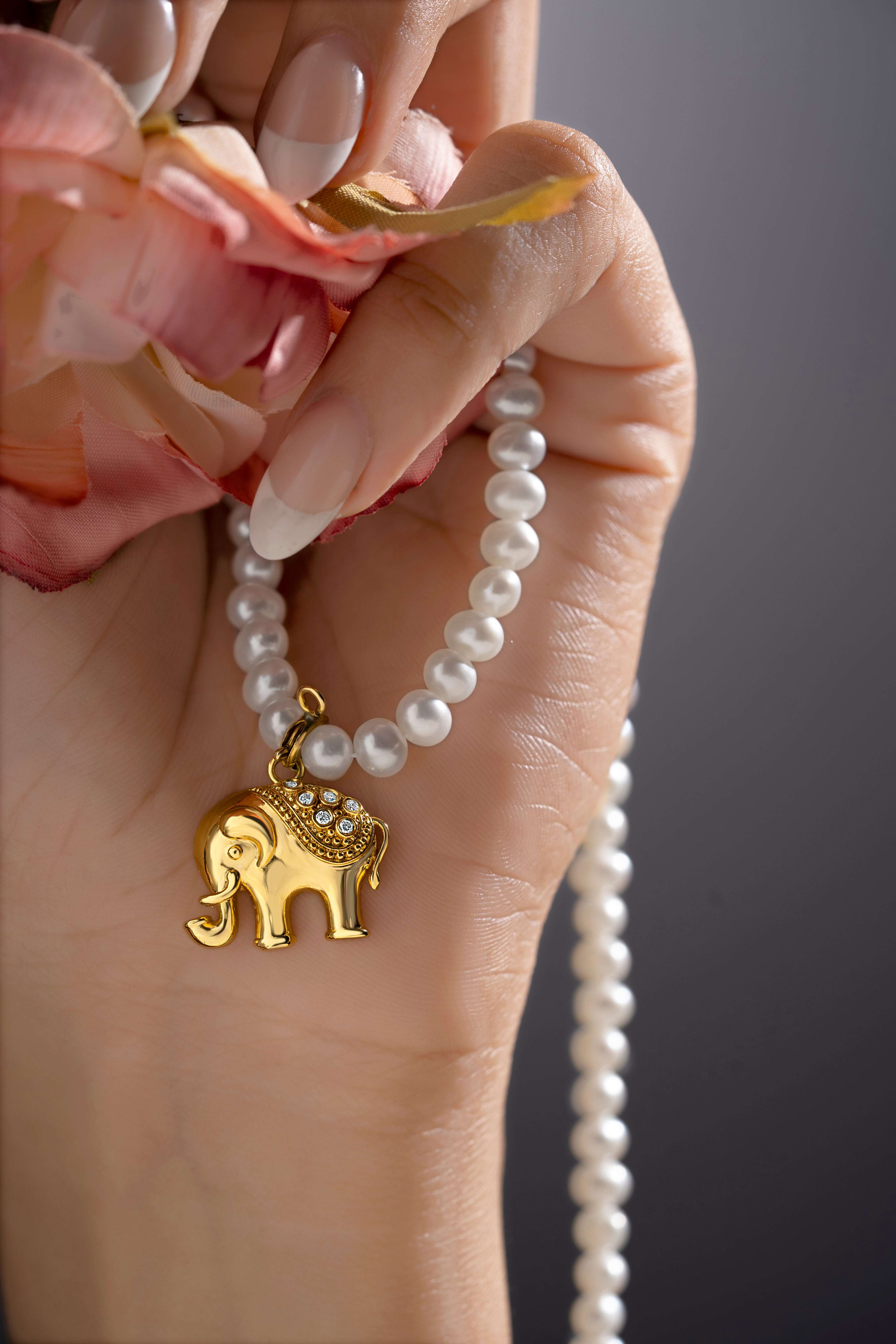 Zo - Freshwater Pearl Necklace with Lab Grown Diamond Elephant Pendant