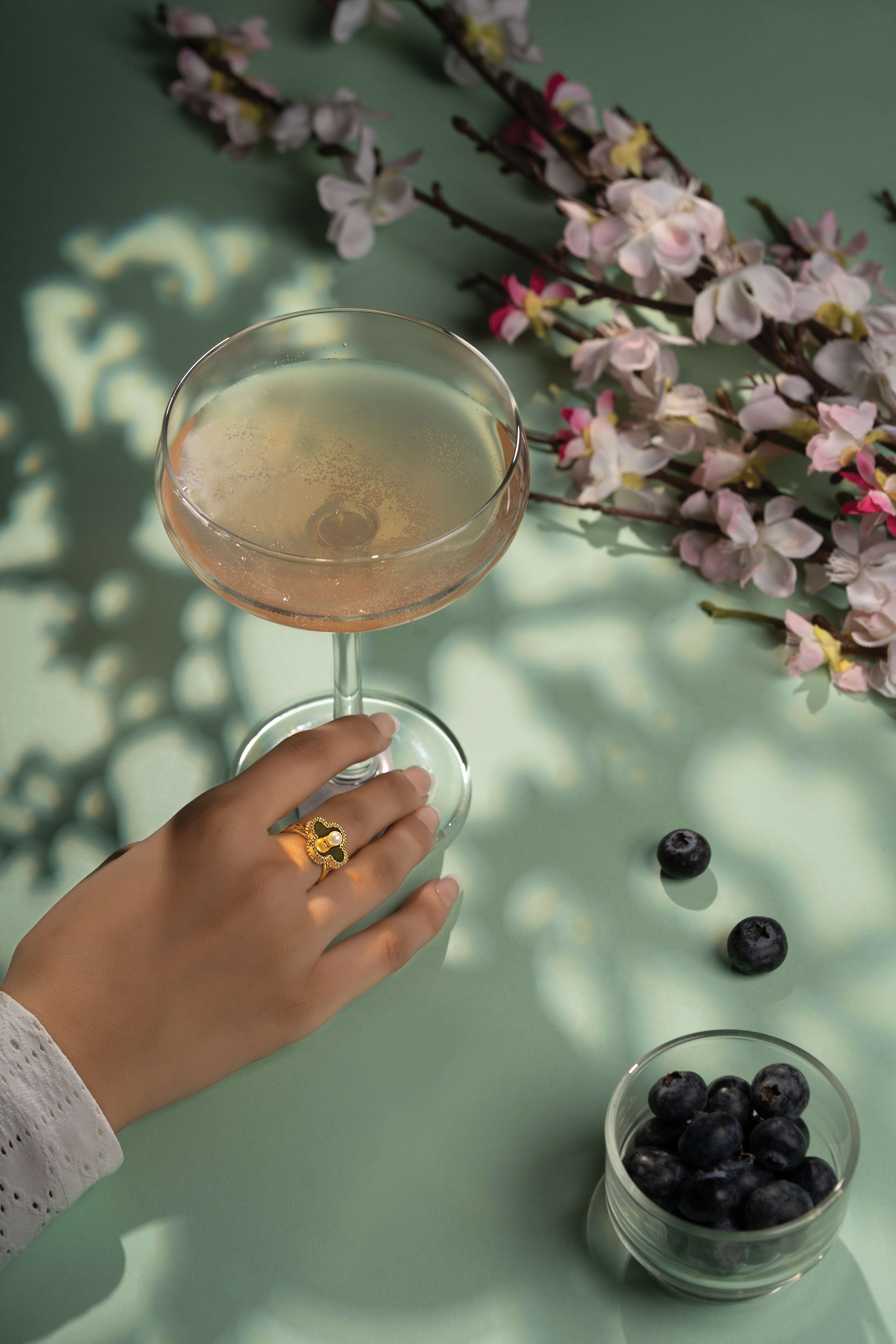 The Hana - Classic Flower Ring