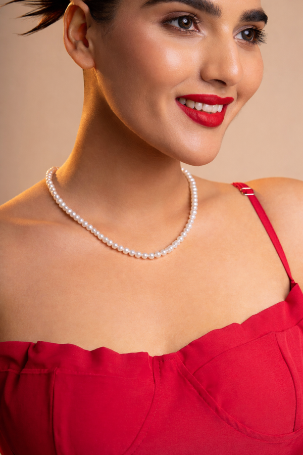 Moonlight Pearl Round Necklace